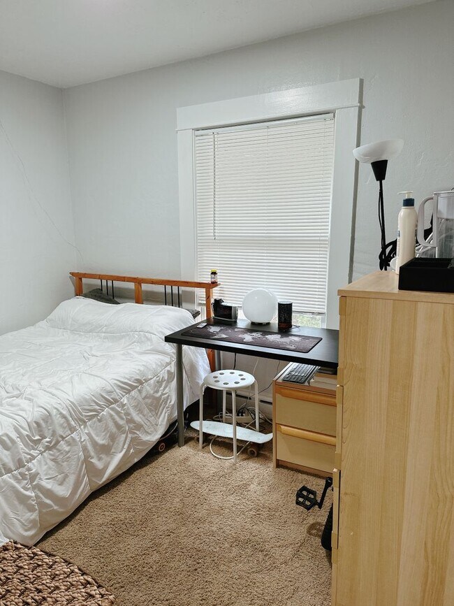 Building Photo - 821 Billy Frank Jr. St