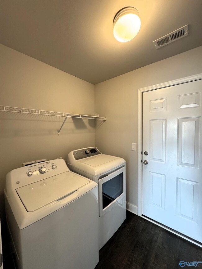 Building Photo - 109 Ardsley Dr