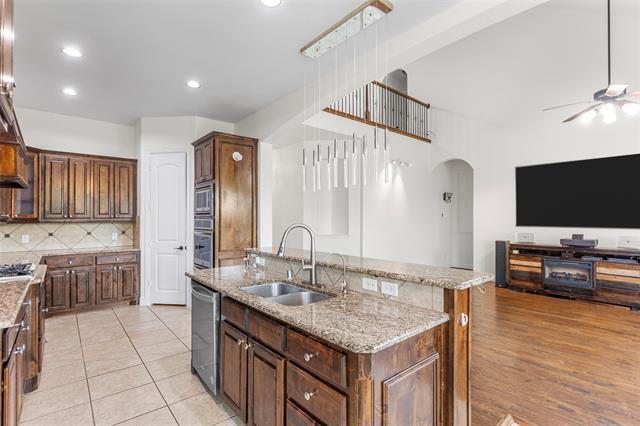 Building Photo - 1191 Polo Heights Dr