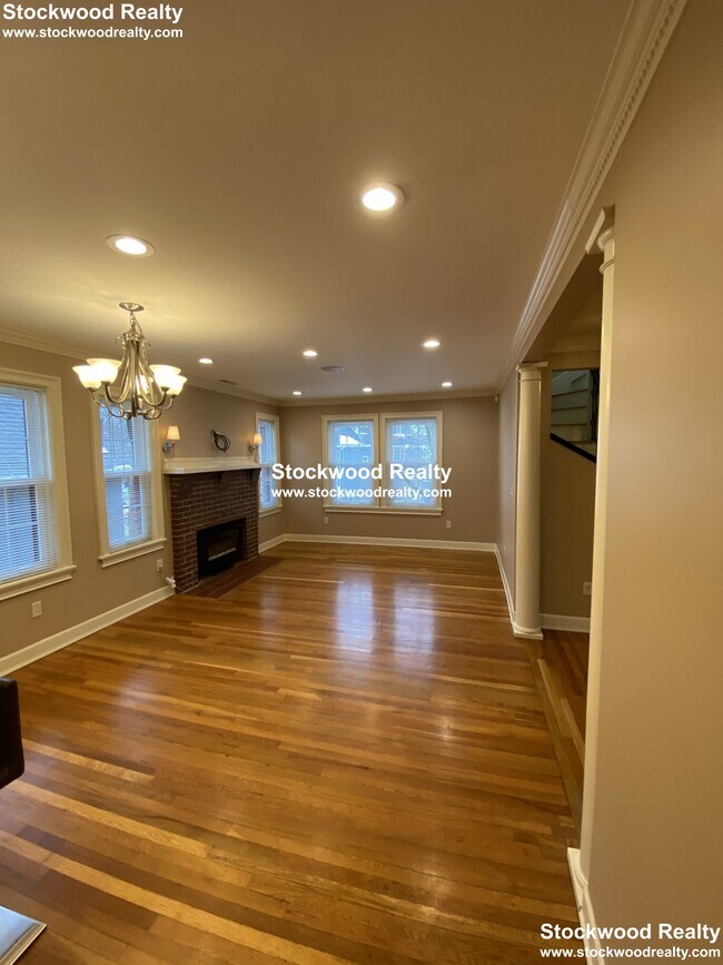 Building Photo - 152 Blue Hill Avenue