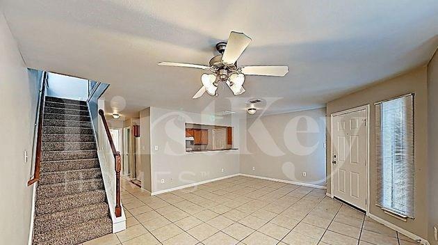 Building Photo - 2932 La Estancia Ln