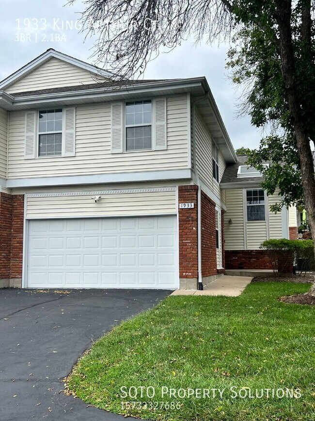 Building Photo - 1933 King Arthur Ct