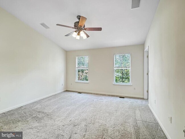 Building Photo - 1546 Northern Neck Dr