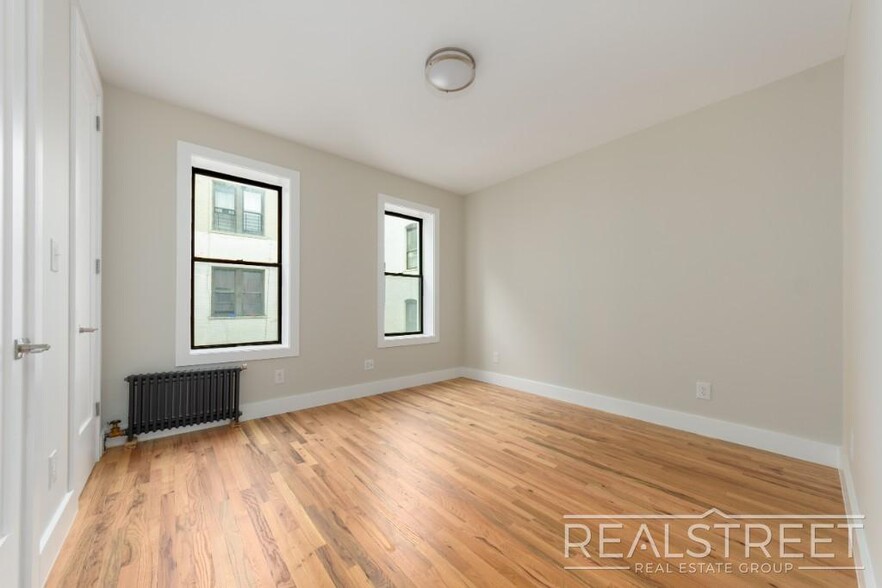 Building Photo - Prosepct Heights Brand new 3 Bedroom 2 Bat...