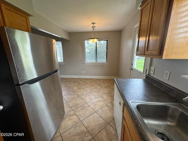 Building Photo - 116 Christie Ln