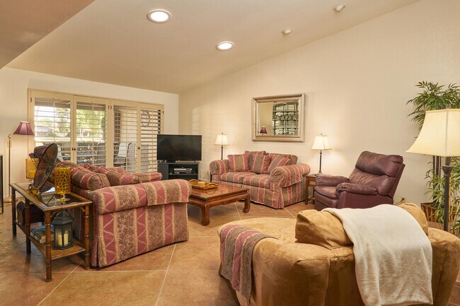 Primary Photo - 25 Joya Dr