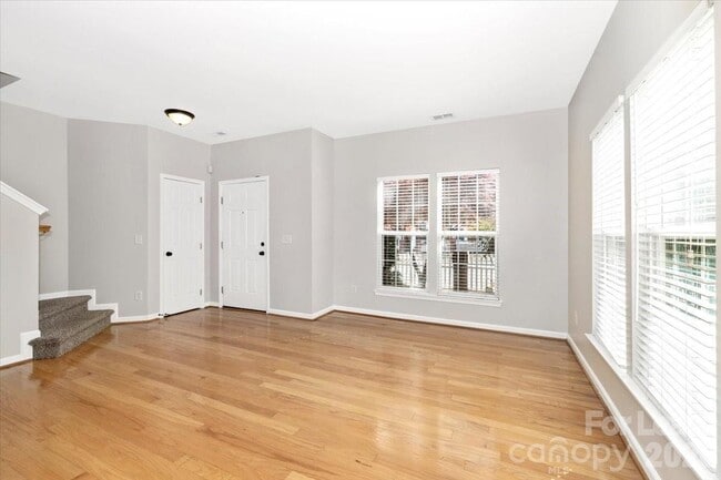 Building Photo - 4102 Christine Ln