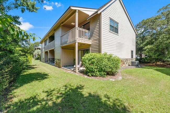 Building Photo - 100 N Myrtle Dr