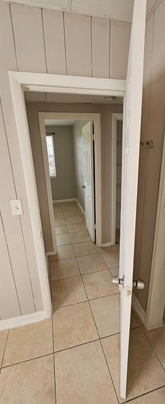 Building Photo - 1202 Summer St