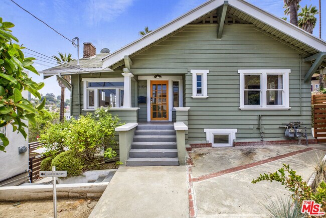 Primary Photo - 1404 Maltman Ave