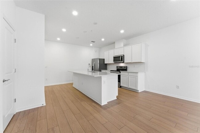 Building Photo - 11318 Nona Sound St