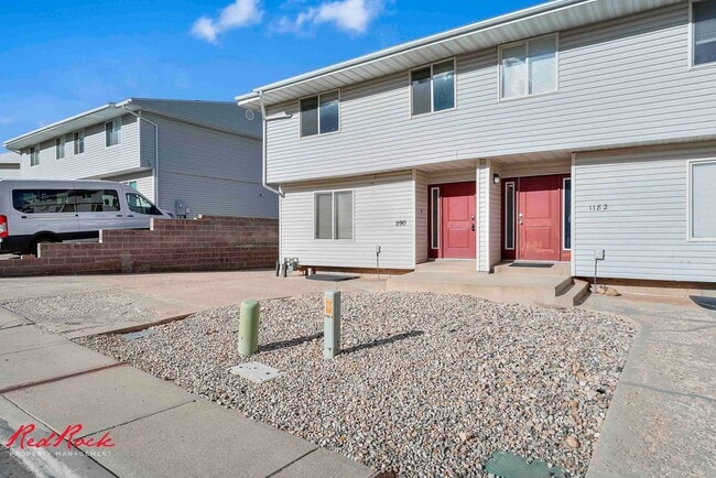 Building Photo - 1190 Pinecone Dr