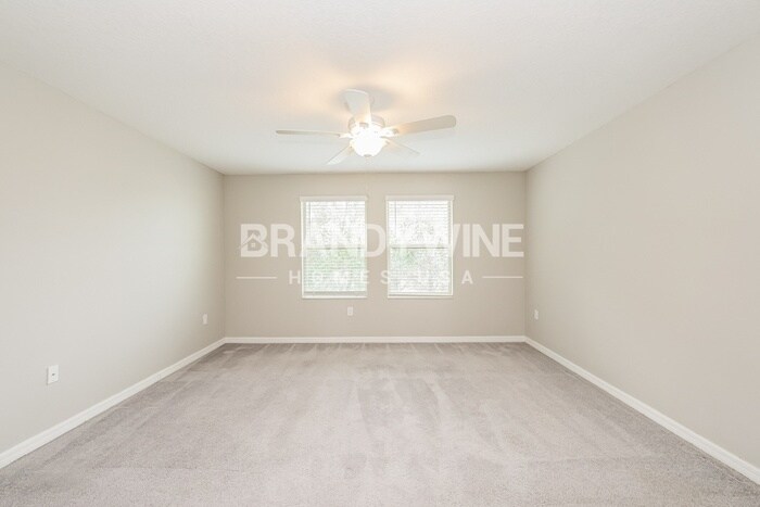 Building Photo - 5688 Marbella Dr