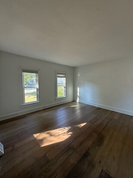 Building Photo - 49 Palmetto Ave