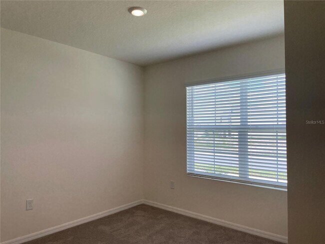Building Photo - 5535 Hollingworth Trl