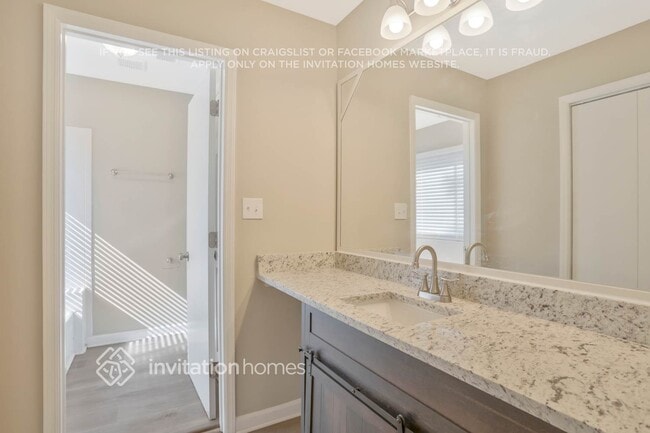 Building Photo - 1194 Realm Ln