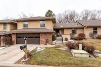 Building Photo - Spacious & Bright Broadmoor Townhome with Covered Deck!