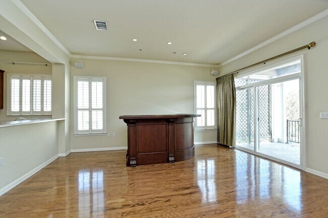 Building Photo - 125 Fox Home Ln