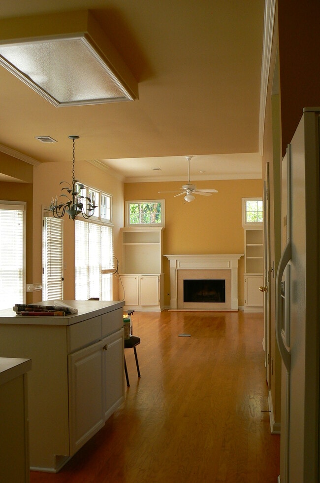 Building Photo - 7045 Devonhall Way
