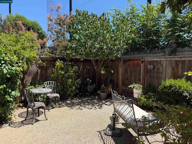 Building Photo - 50 Danville Oak Pl