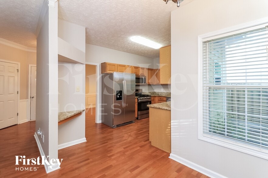 Building Photo - 115 Weatherstone Dr