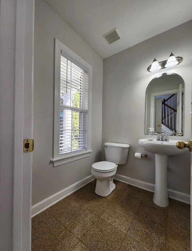 Building Photo - 4200 Blue Teal Pl