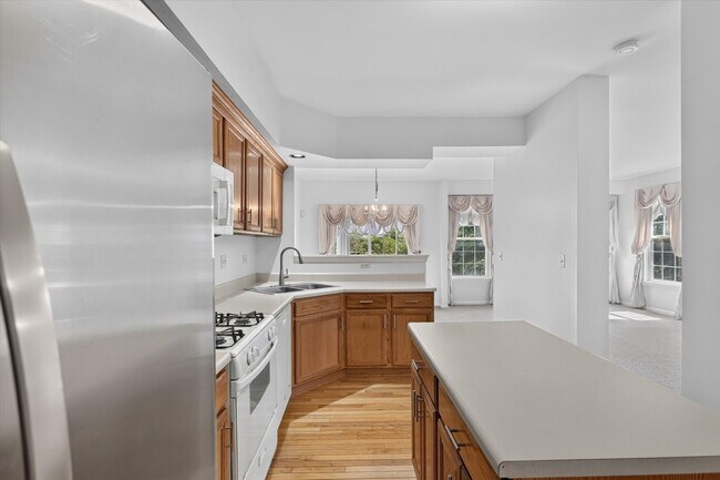 Building Photo - 533 Cherry Hill Ct