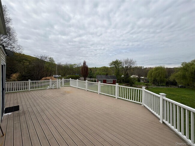 Building Photo - 1253 NY-208