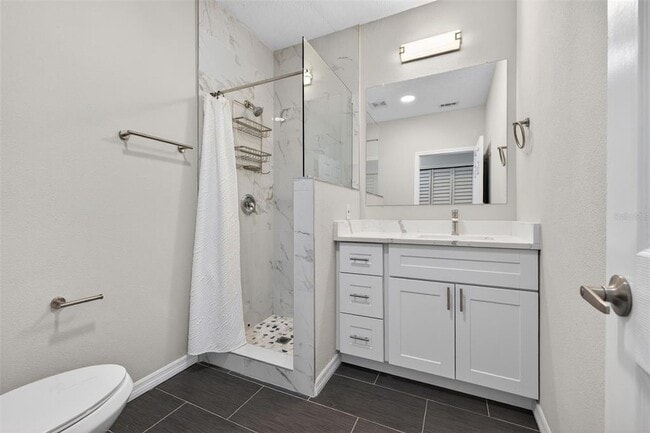 Building Photo - 4362 Tyler Cir N