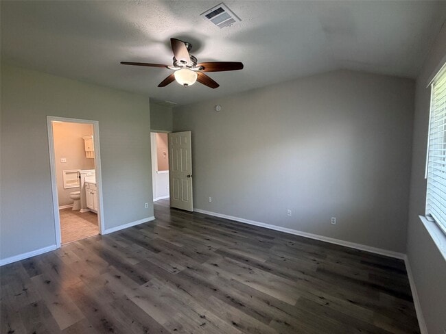 Building Photo - 3715 Humble Dr