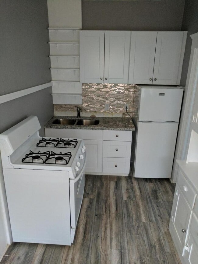 Building Photo - 1117 N 5th St