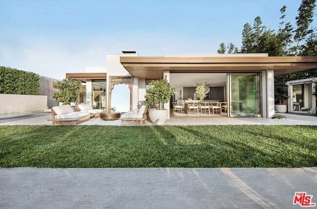 Building Photo - 3539 Beverly Ridge Dr
