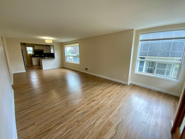 Building Photo - 3827 Wetmore Ave