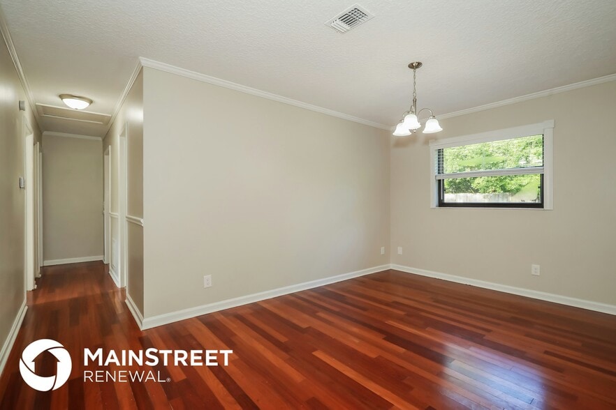 Building Photo - 1706 Grove Park Dr