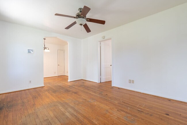 Building Photo - 29 Fiske St