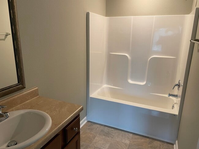 Building Photo - 2249 Del Carmel Way