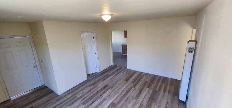 Building Photo - 408 W Laurel St