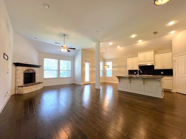 Building Photo - 3 Bedroom in Union Park