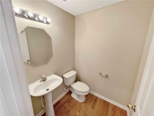 Building Photo - 306 Mony Stone Ct SE