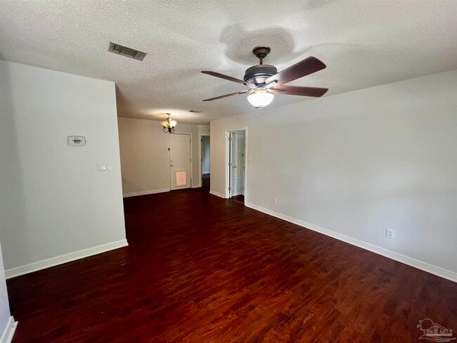 Building Photo - 6204 Silver Oak Dr