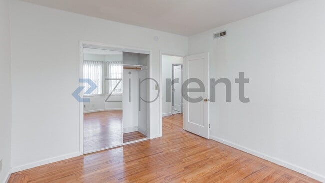 Building Photo - 1578 43rd Ave