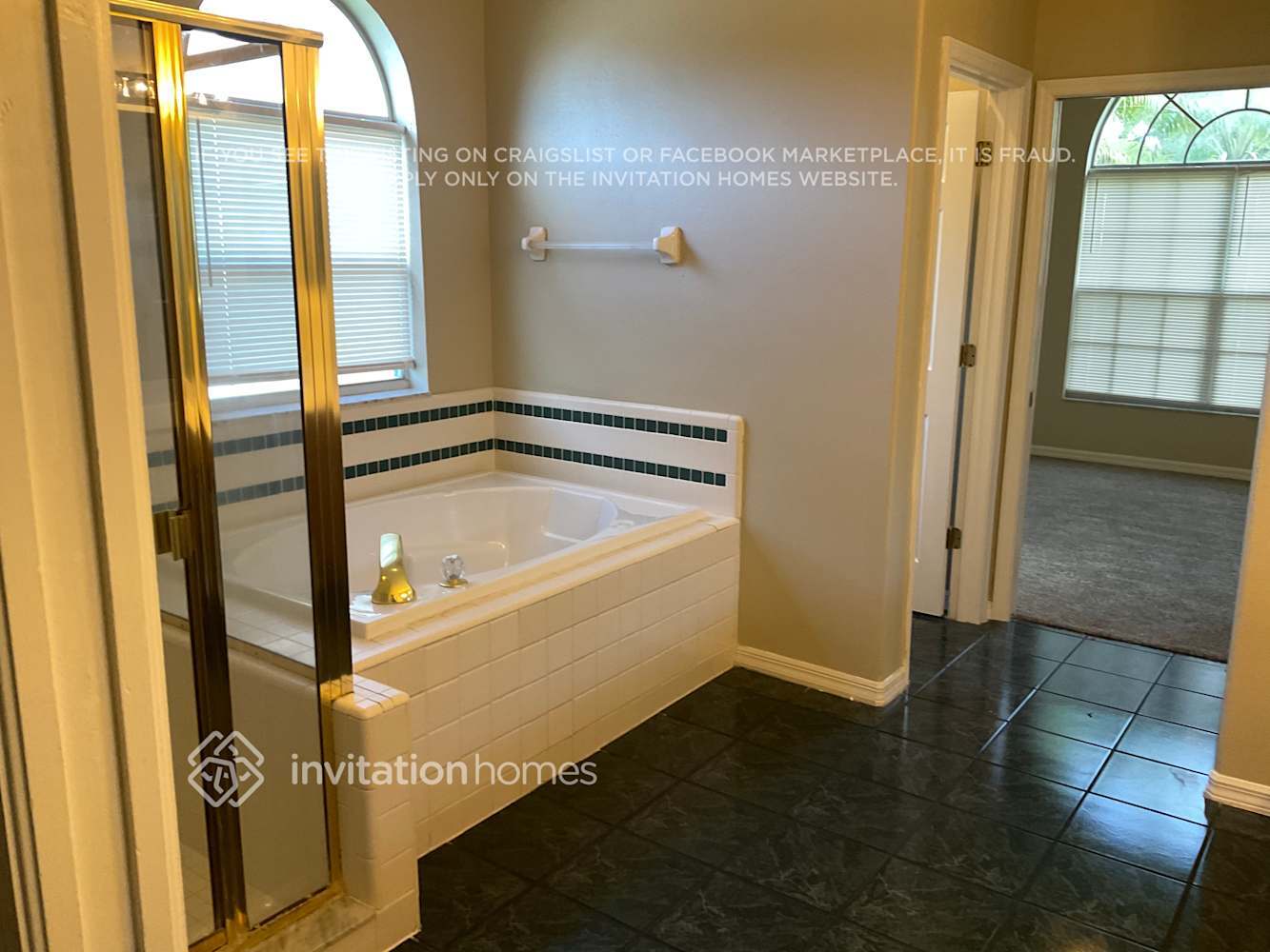 Building Photo - 14420 Stamford Cir
