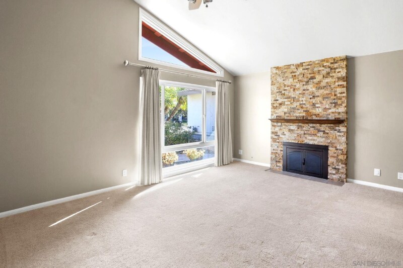 Building Photo - 17610 Hada Dr