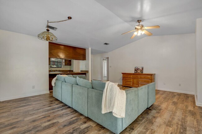 Building Photo - 1826 Meriadoc Rd