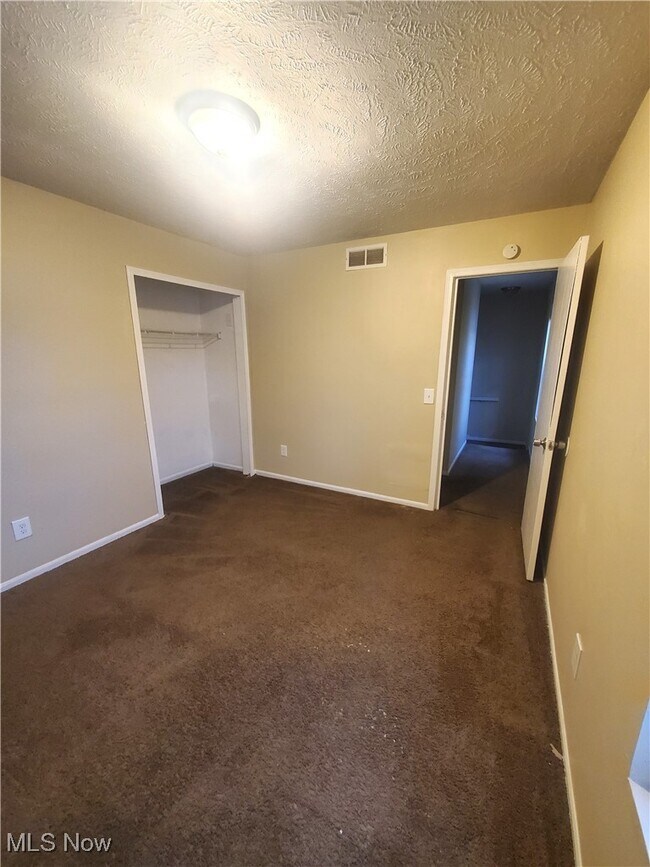 Building Photo - 9923 Bessemer Ave