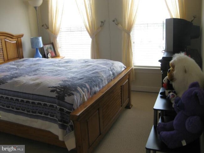 Building Photo - 3926 Bryant Park Cir