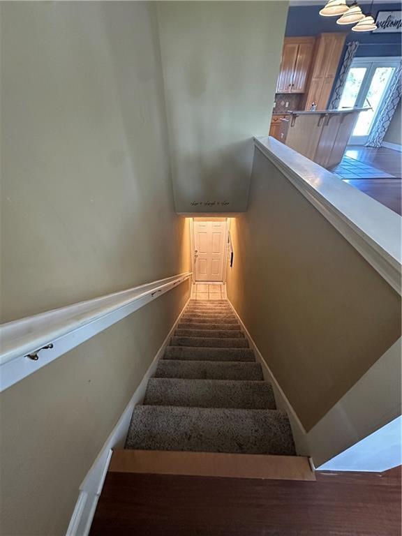 Building Photo - 109 Palmera Ln