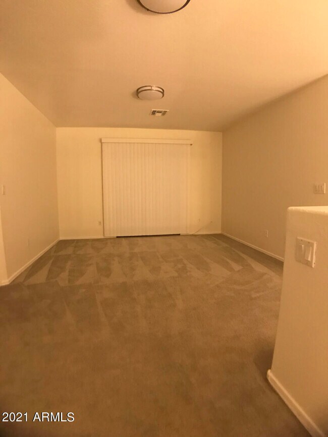 Building Photo - 17584 W Acacia Ct