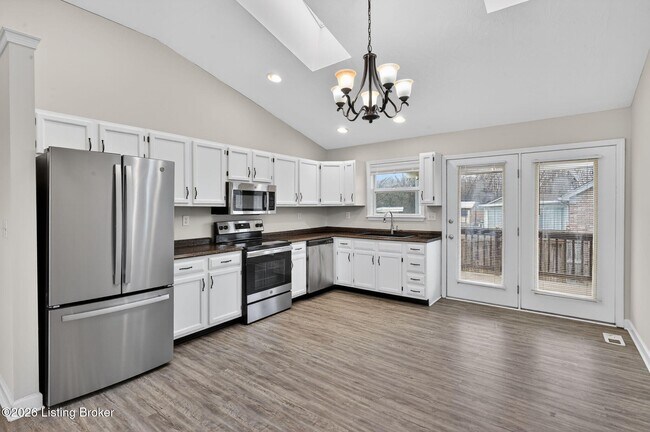 Building Photo - 7803 Texlyn Ct