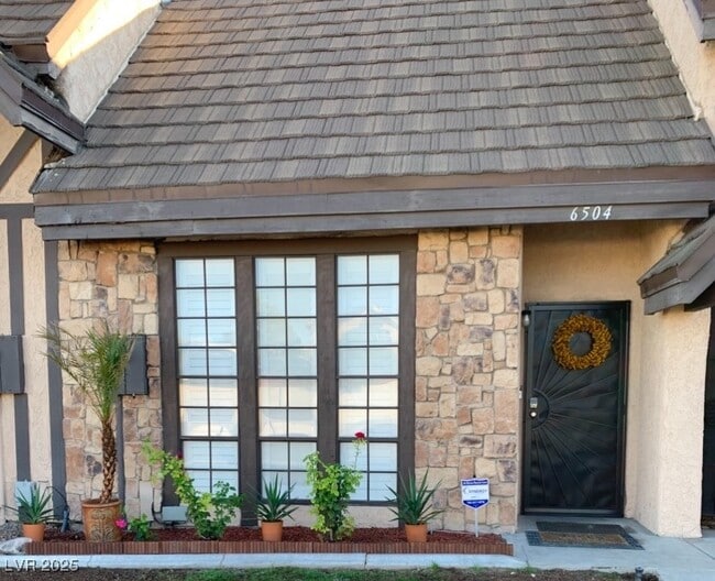 Building Photo - 6504 Ironbark Ln